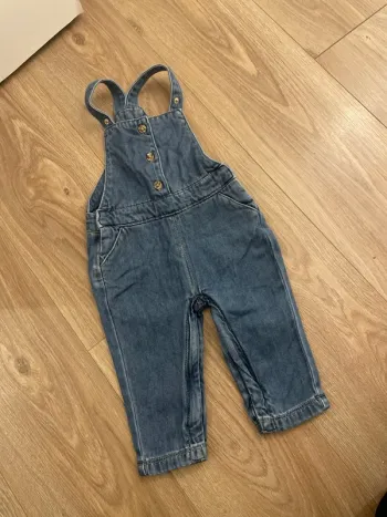 Salopette tape à l’œil