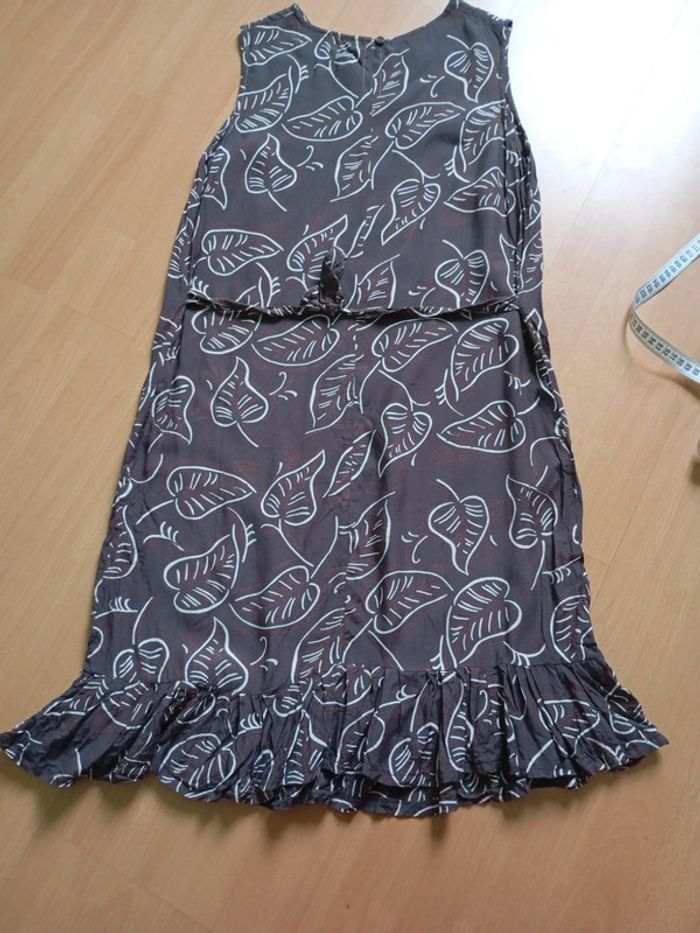 Robe a volant taille 42 - photo numéro 4