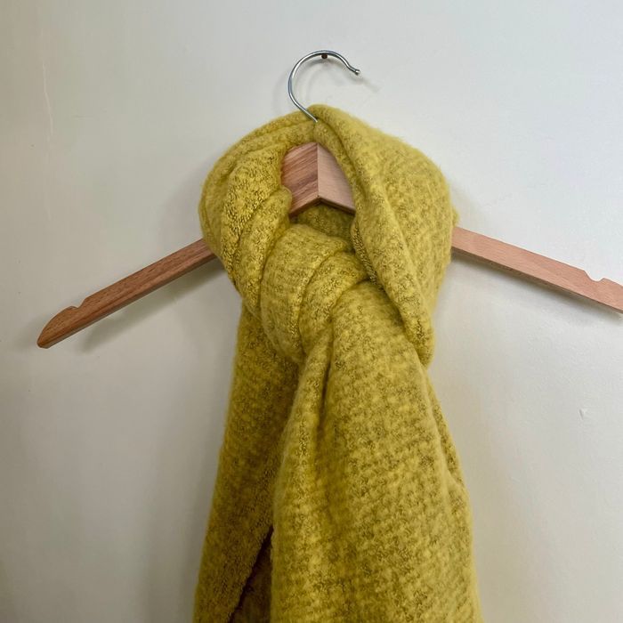 Écharpe moutarde texturée en maille bouclette Only Taille unique Chaude et douce V067 - photo numéro 2