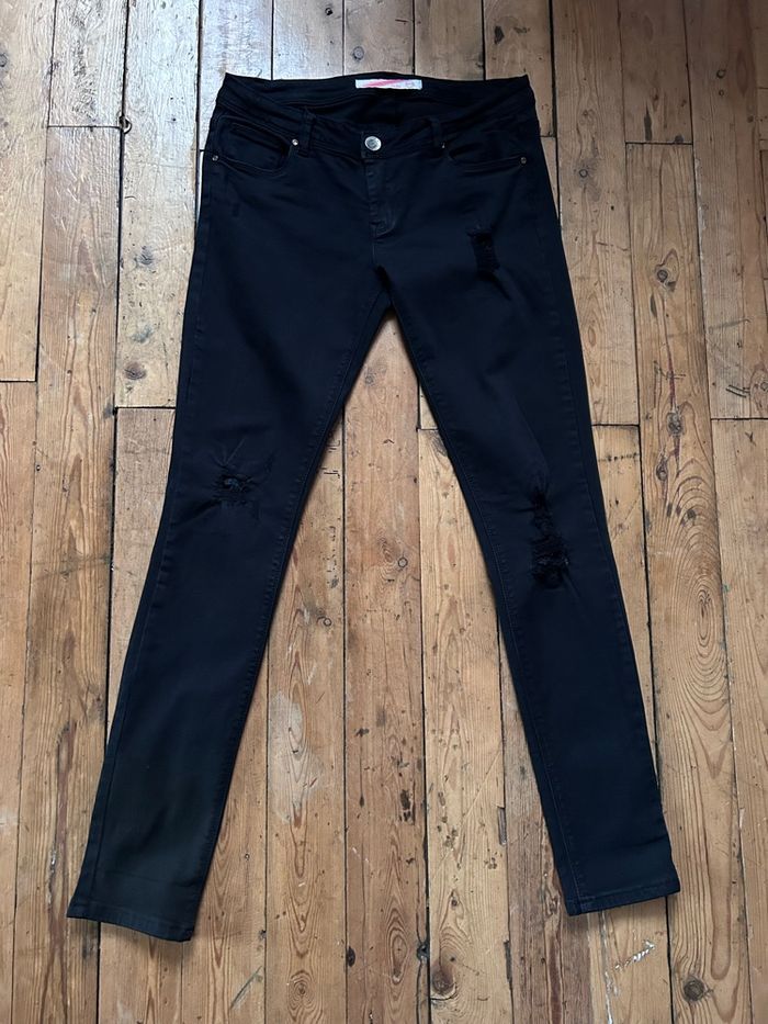 Jeans noir troué avec dentelle 42 VS Miss