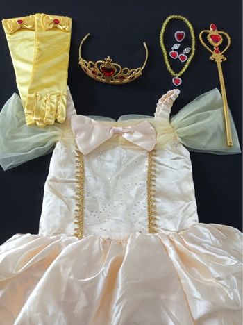 Déguisement robe princesse dorée et accessoires 6ans