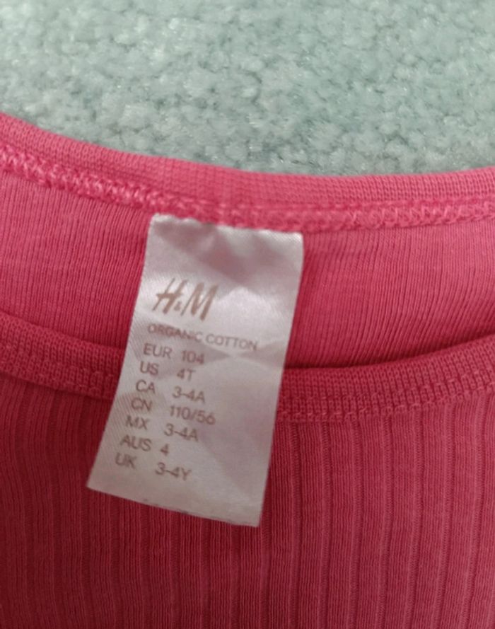 Ensemble fille 
marque h&M 
taille 104 cm - photo numéro 5