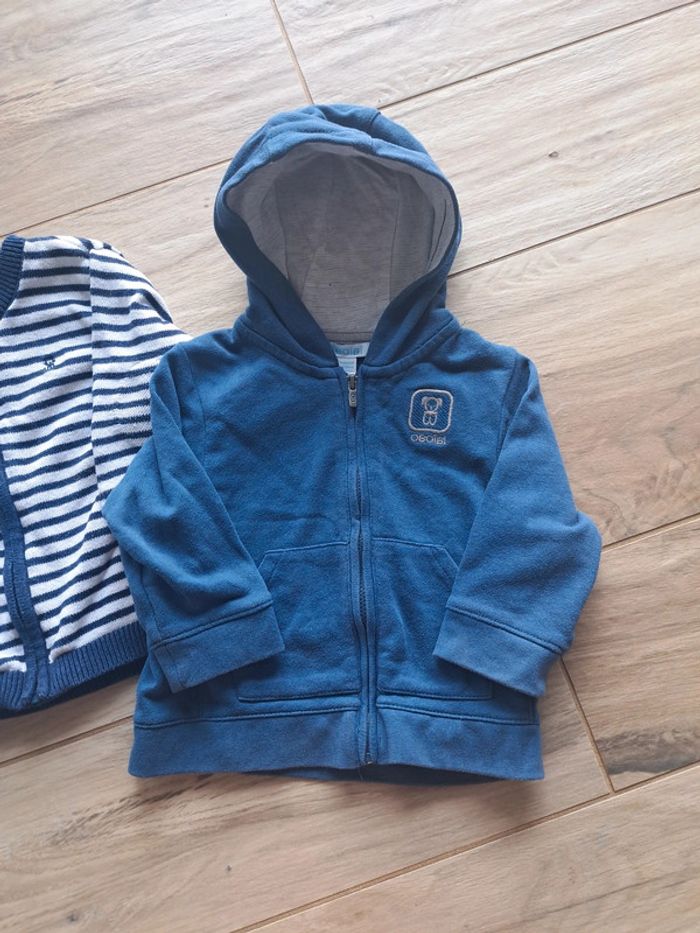 Lot 2 gilet 12 mois Obaïbi - photo numéro 2