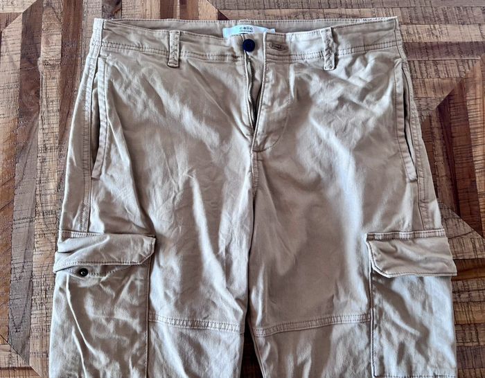 Cargo beige