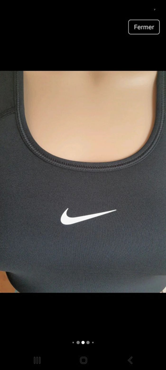 Brassière de sport Nike noire taille XS dry fit - photo numéro 4