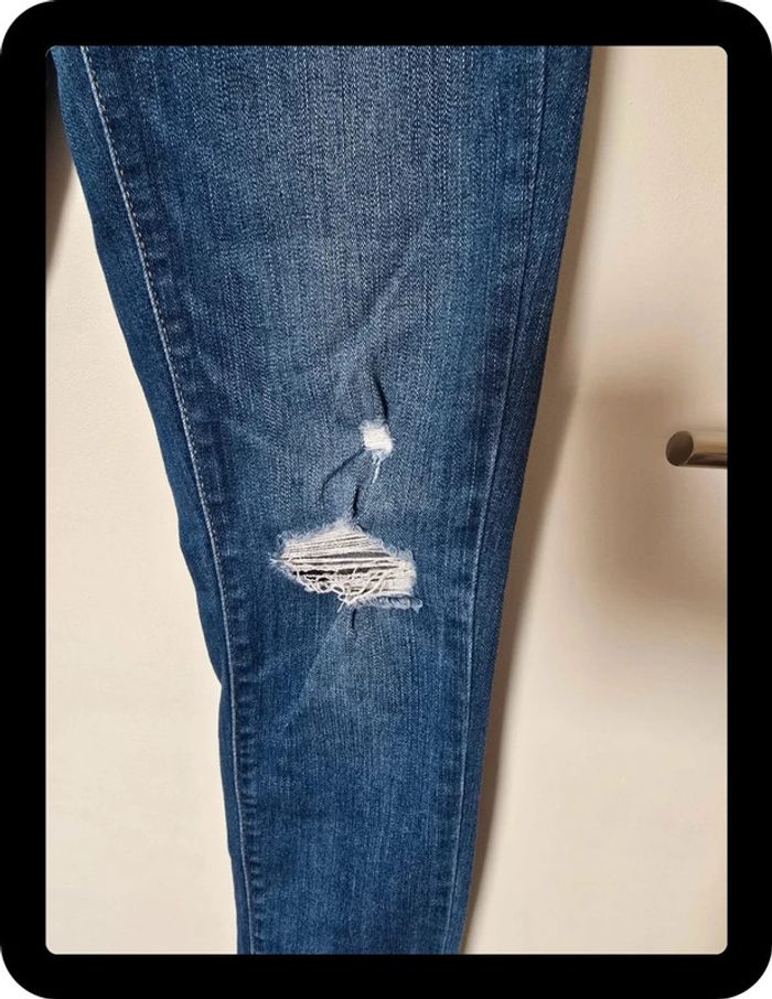 Jean Levi's taille 24 - photo numéro 4