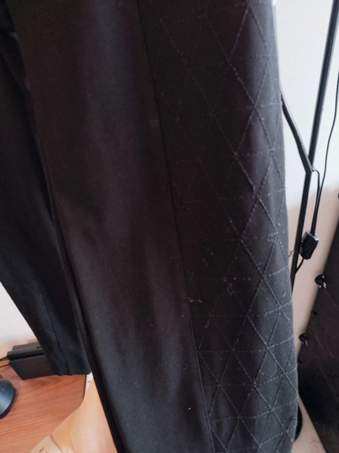 Très joli pantalon élastiqué noir zippé à la cheville de la marque The Kooples en taille M - photo numéro 5