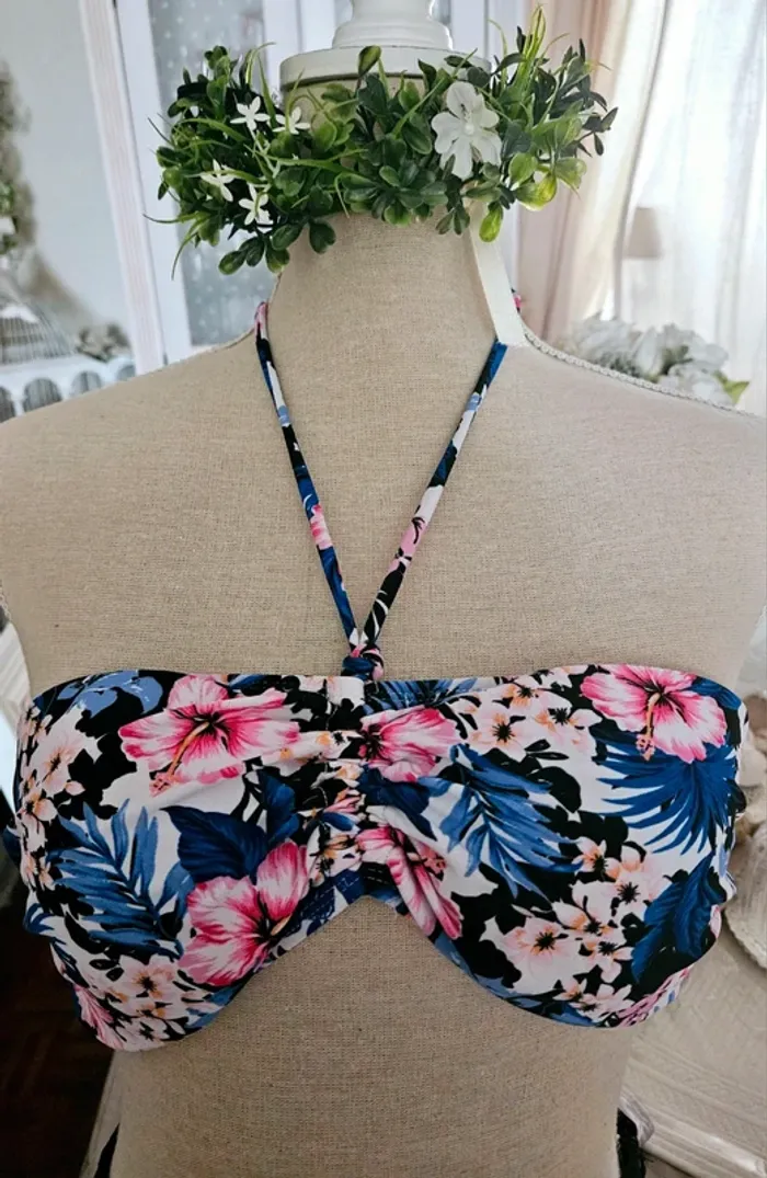 Maillot de bain 2 pièces Primark Taille 44 Neuf