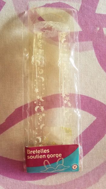 Bretelles transparentes