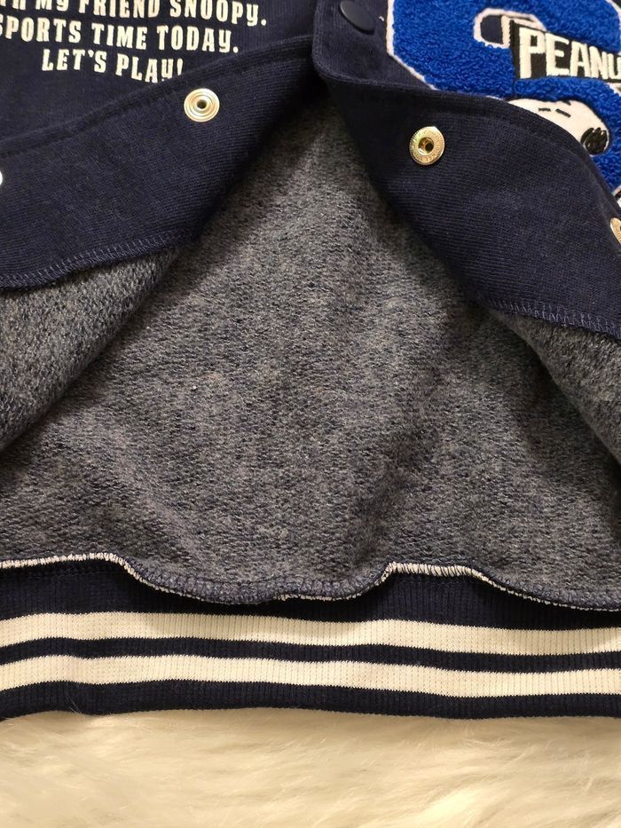 Neuf (non porté)🏷💙🤩😍superbe  sweat/veste molleton et molletonnée  snoopy 3 ans garçon (ferme) 😍🤩💙 - photo numéro 3