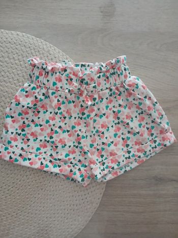 Short fille