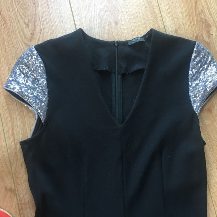 Robe noire avec sequins 🖤 Esprit 🖤 taille M - photo numéro 2