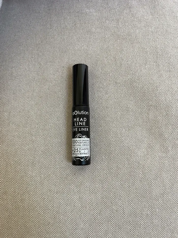 Eye liner Oolution