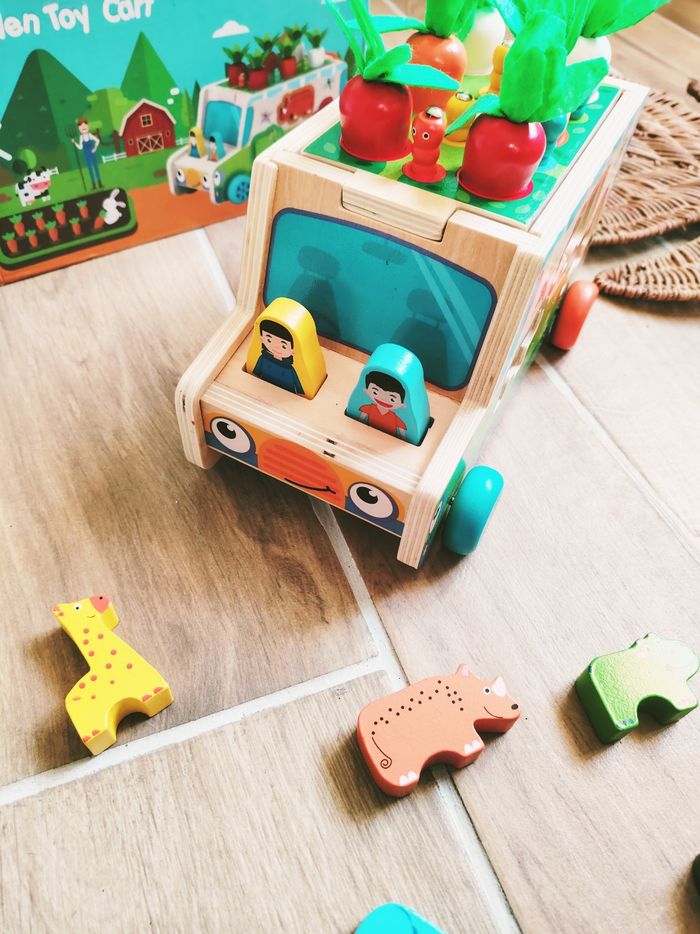 🥕Camion d'éveil 3 en 1 potager, pêche à la ligne et animaux boîte à formes en bois - photo numéro 2
