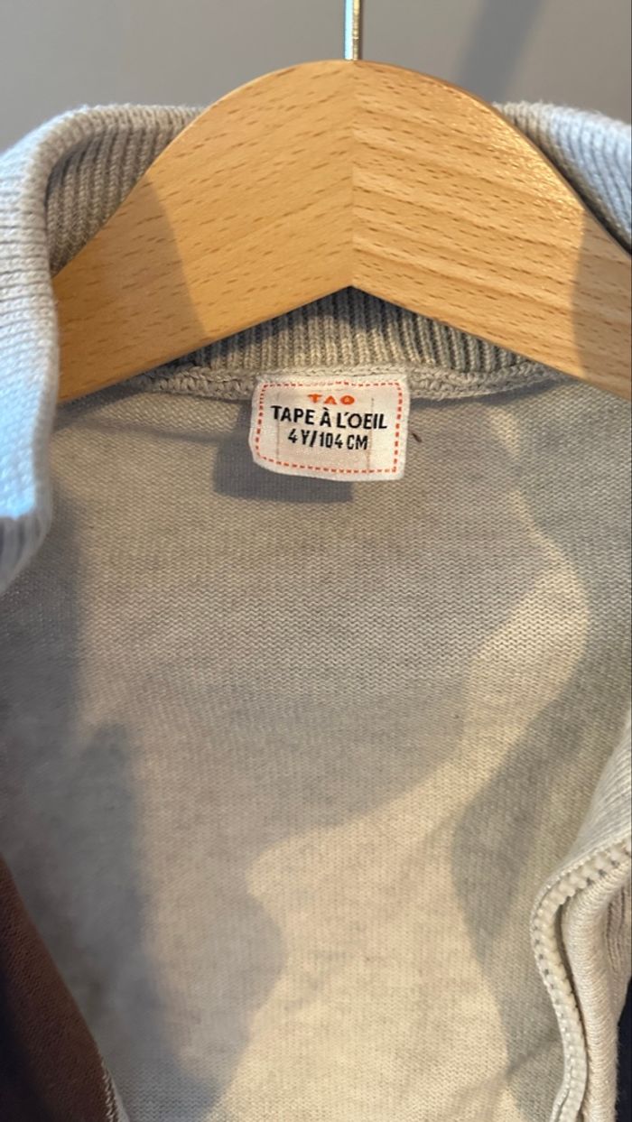 💜 Gilet beige avec motif tape à l’œil 4 ans 💜 - photo numéro 4