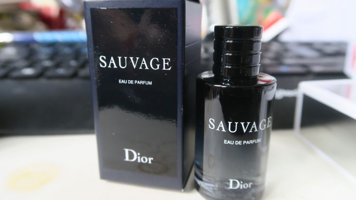 Miniature de parfum Sauvage Dior