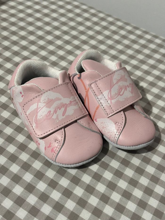 Prix FERME Chaussons pour bébé fille 18 Kenzo