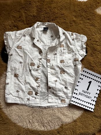 Chemise blanche combi/palmiers/tente KIABI t.12m