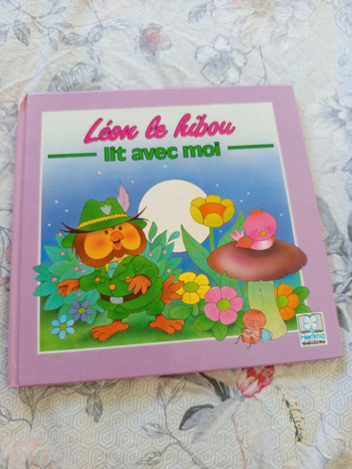 Livre leon le hibou lit avec moi hemma