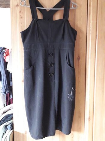 Robe noir
