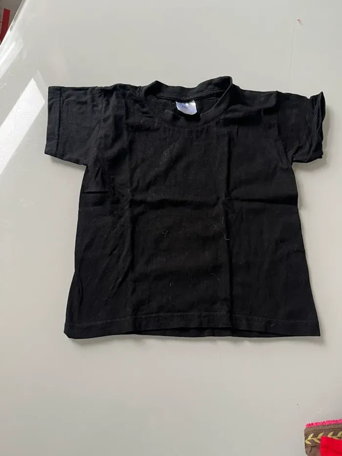 T-shirt noir