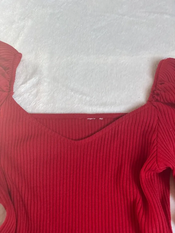 tee shirt manche longue rouge taille XS sans marque - photo numéro 4