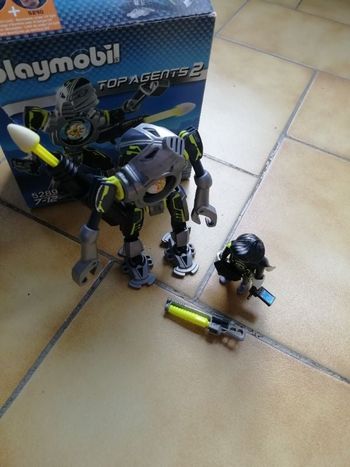 Playmobil robot