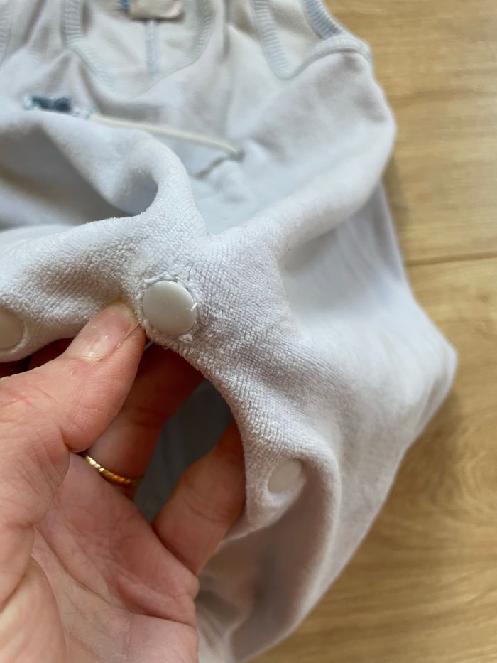 Pyjama une pièce dans manches 3 mois - photo numéro 3