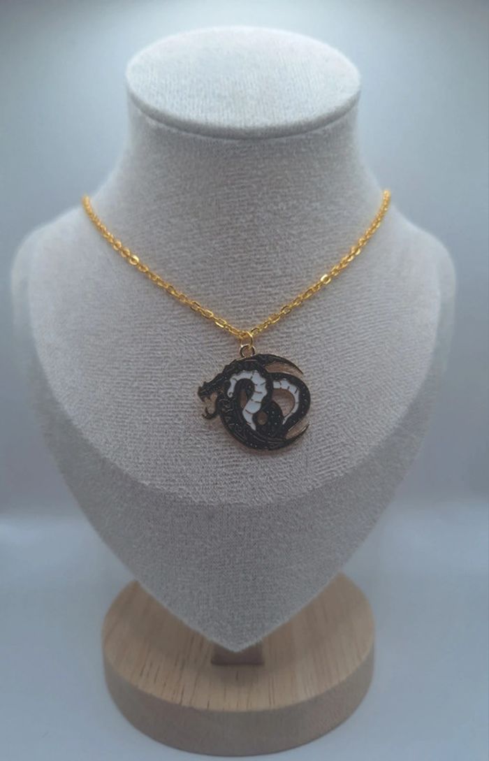 Collier serpent