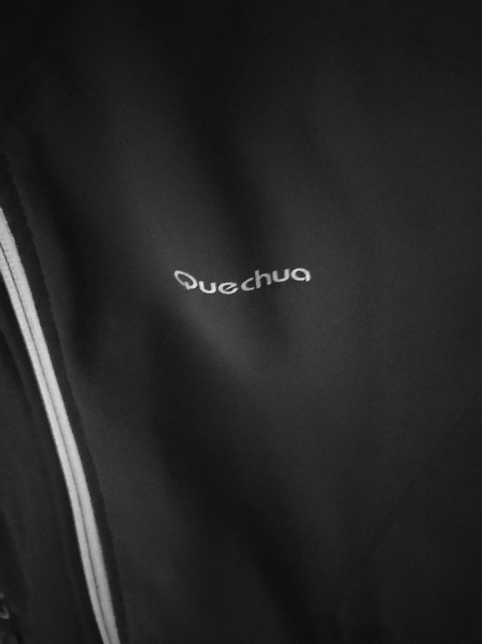 Veste imperméable chaude intérieur polaire "Quechua" en parfait état - photo numéro 4