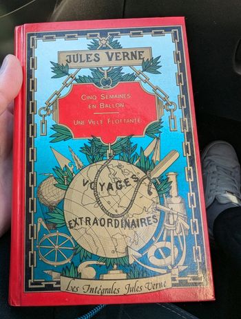 Jules verne cinq semaines en ballon