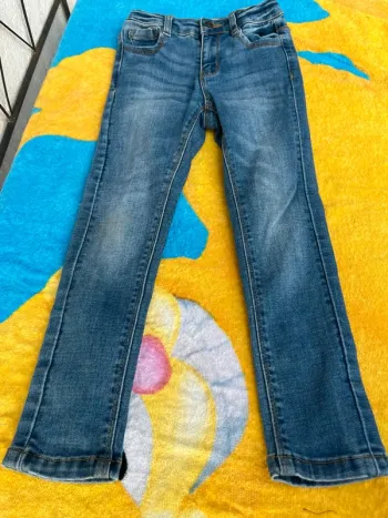 Jeans u essentiel taille 6 ans