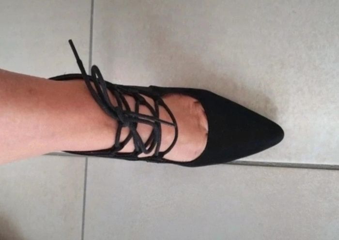 Chaussures en 37 - photo numéro 2