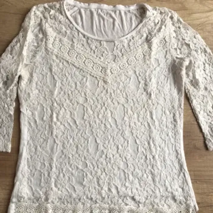 Tee shirt dentelle - photo numéro 4
