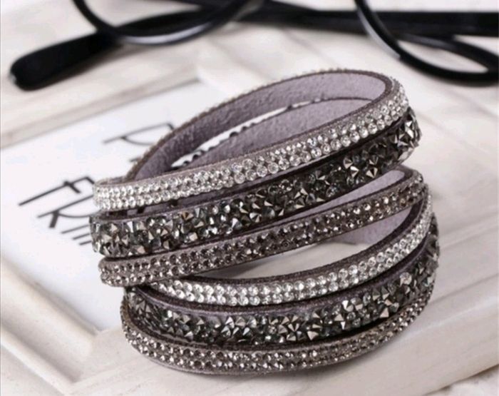 Bracelet fantaisie gris