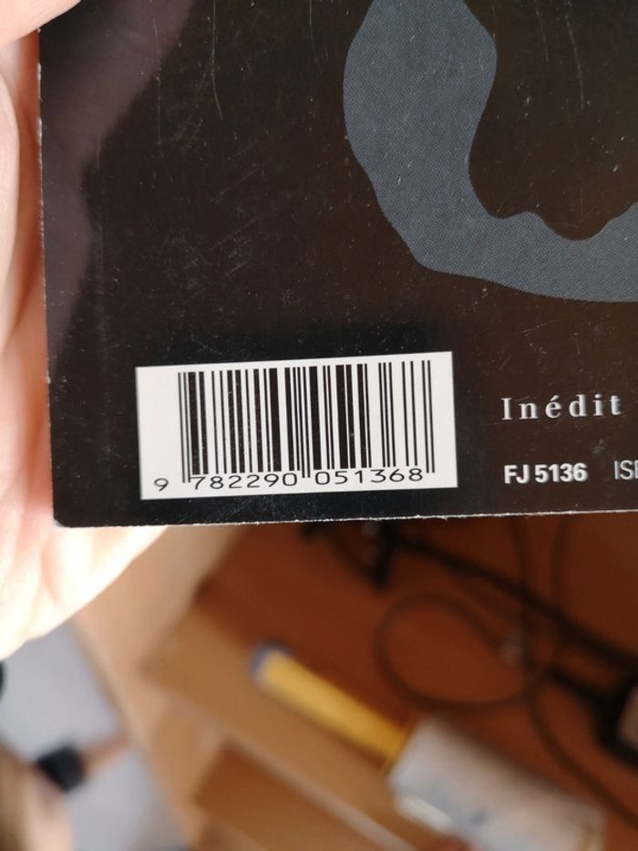 Livre de poche "Compte à rebours" - photo numéro 5