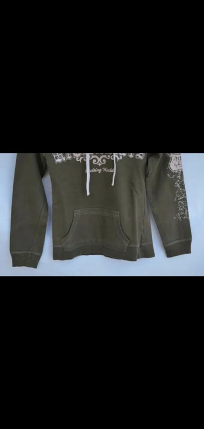 Sweat a capuche - photo numéro 5