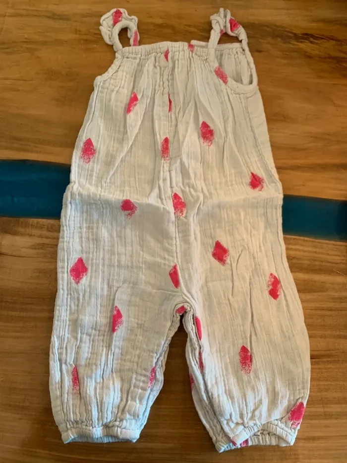 Combinaison Billieblush taille 12 mois