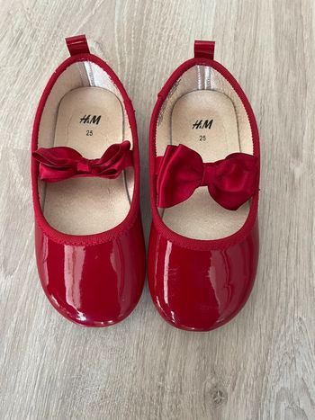 Ballerines vernies rouge en 25