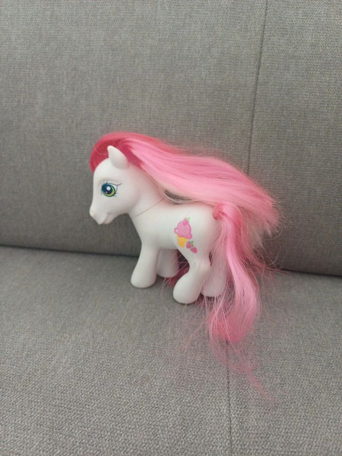 Figurine my little pony vintage de 2006 hasbro