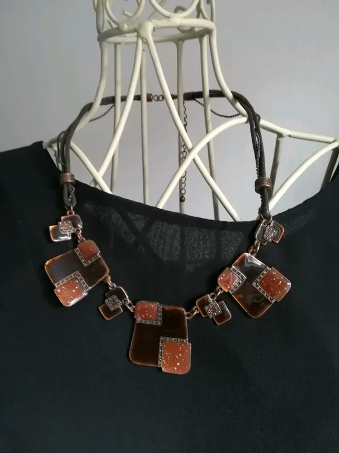 Collier