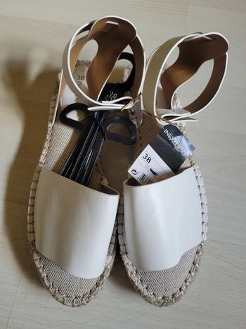 sandales blanches neuves in extenso 38