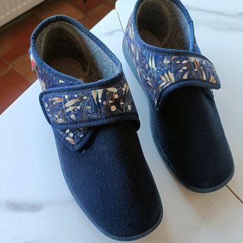 Chaussons ou chaussures marque la Vague 