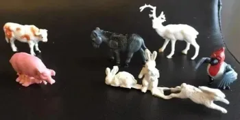 🐾 11 petits animaux en plastique – Parfait état