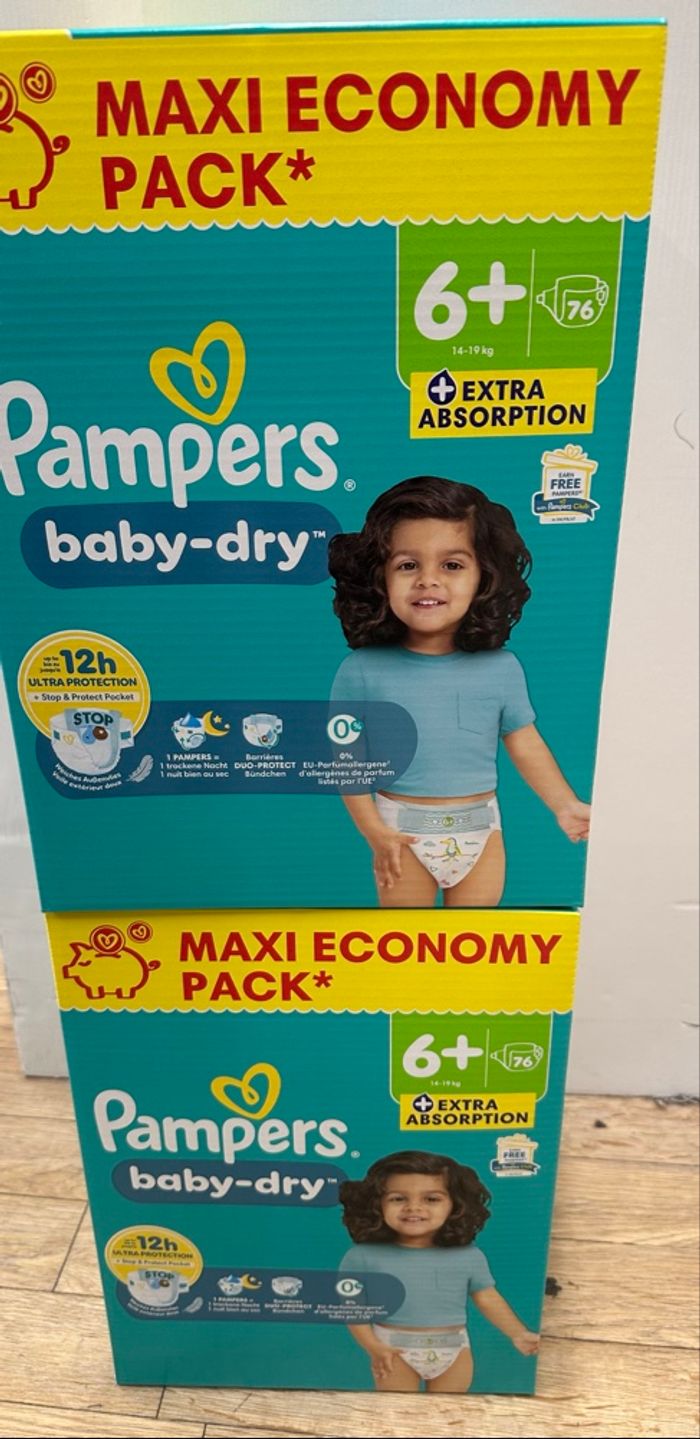 Pampers taille 6/ 152 couches