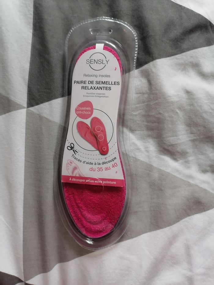 Paire de semelles fuchsia Sensly NEUF avec emballage d'origine