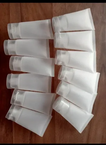 12 Flacons vides