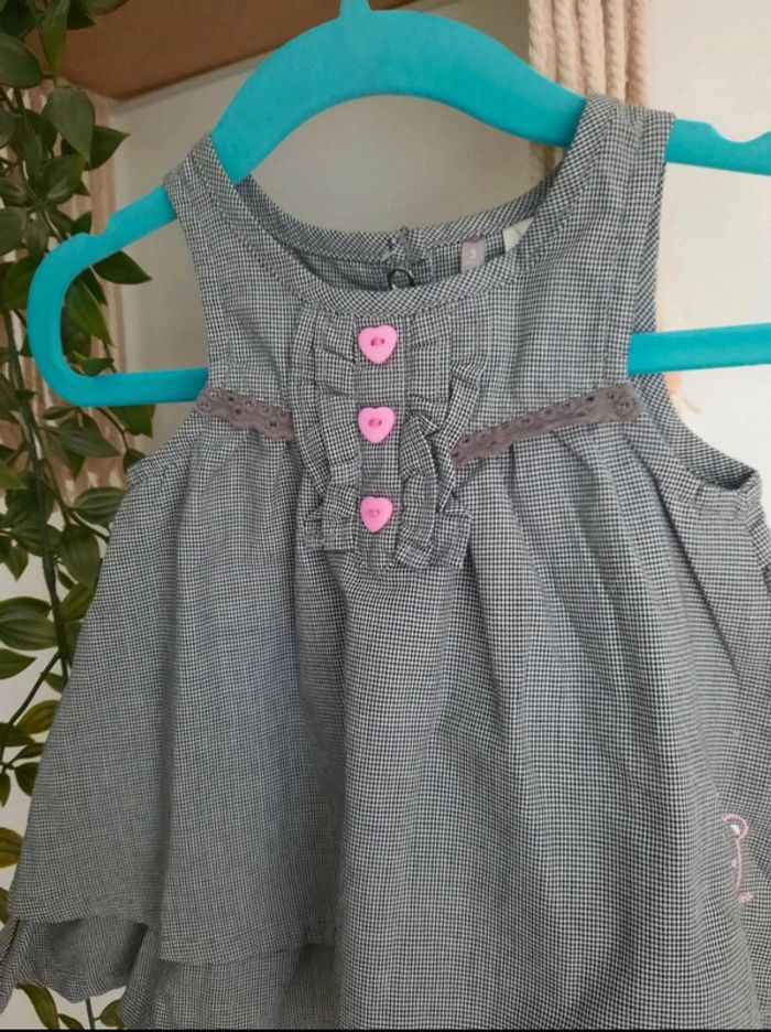 Robe grise 3 mois - photo numéro 2