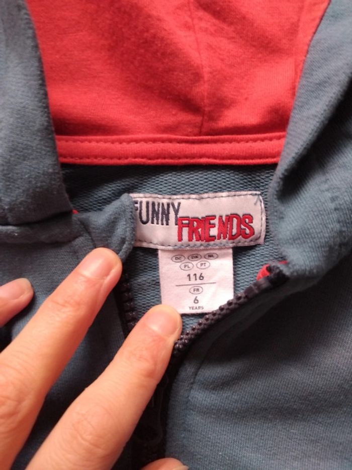 Sweat gilet à capuche garçon 6 ans - photo numéro 2