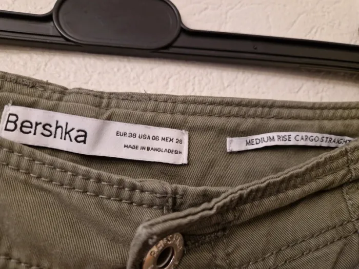 Pantalon Cargo Bershka - photo numéro 2